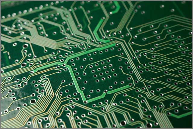 Controlled impedance and differential pair traces coming out of a BGA chip