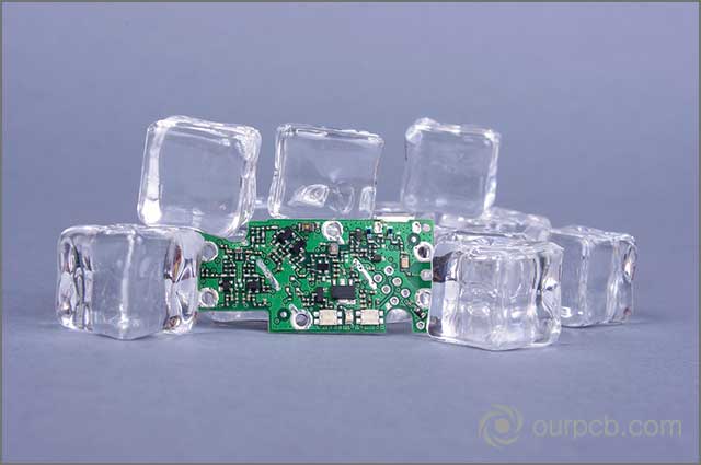 https://www.shutterstock.com/image-photo/thermal-management-concept-pcb-on-ice-468131195