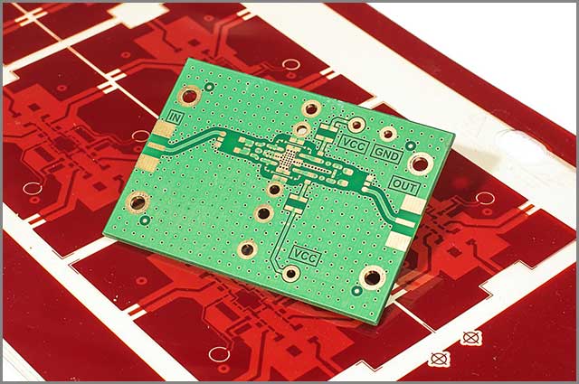 The FR4 is the best material for multilayer PCB