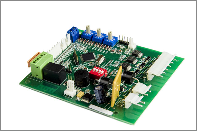 Vapor phase reflow averts problems resulting from varying PCB components