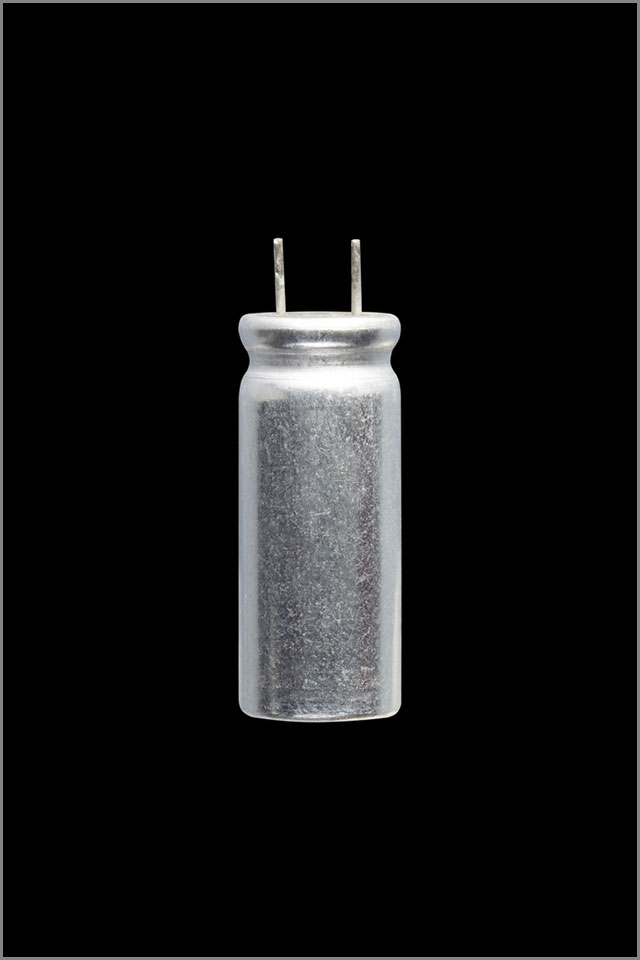 An aluminum electrolytic capacitor