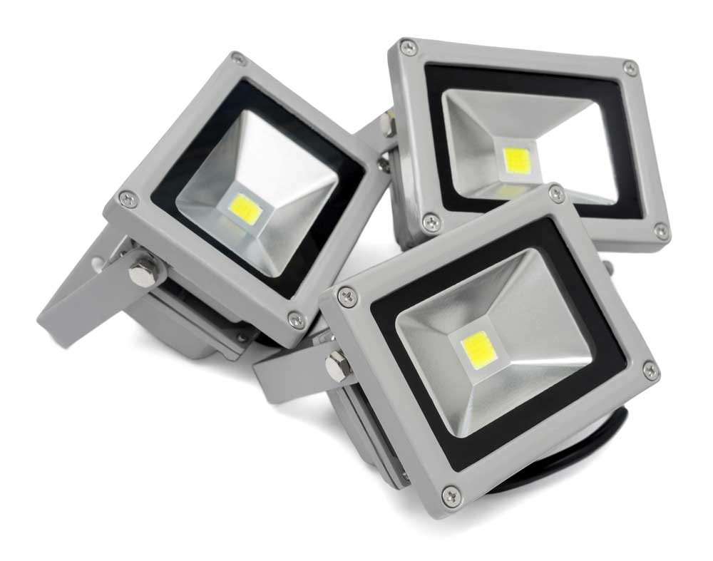 As most of us, however, have no use for the floodlights used in illuminating stadiums with thousands of people, we are going to take a look at the types of floodlights available for highlighting your backyard or garden. Floodlights : Best Led Floodlights A Comprehensive Guide