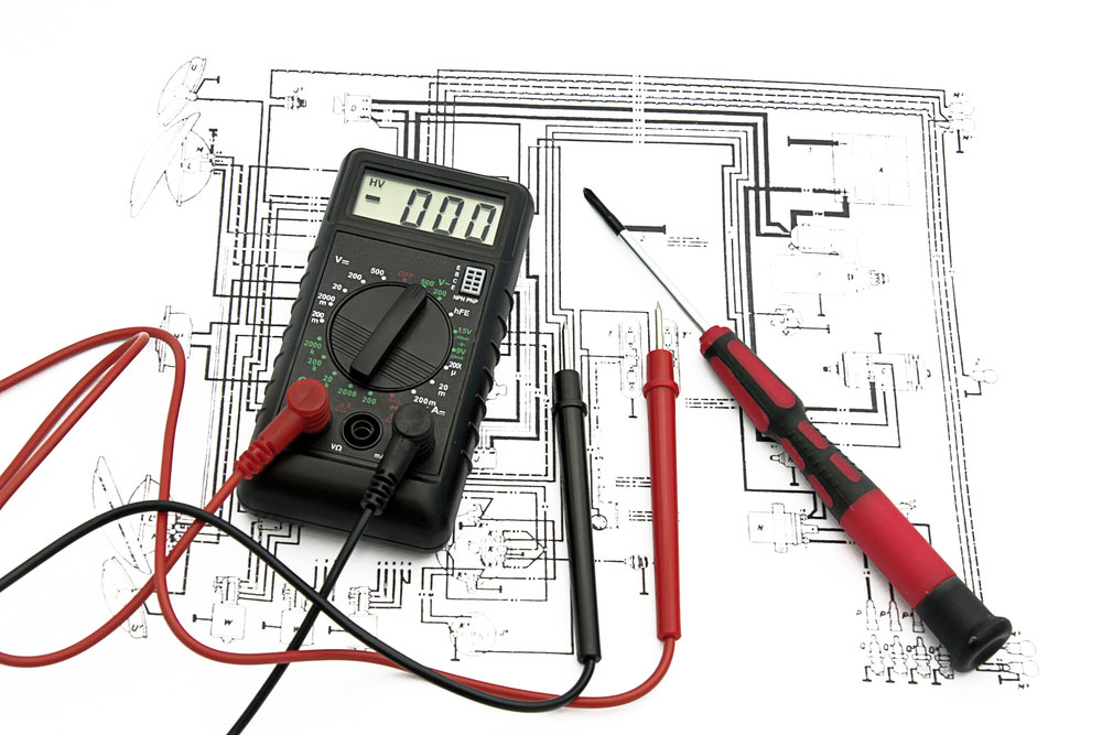 Electric circuit diagram and amp meter