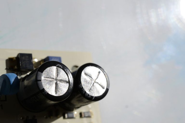 Bypass Capacitors Decoupling Capacitors, Capacitor Bypass