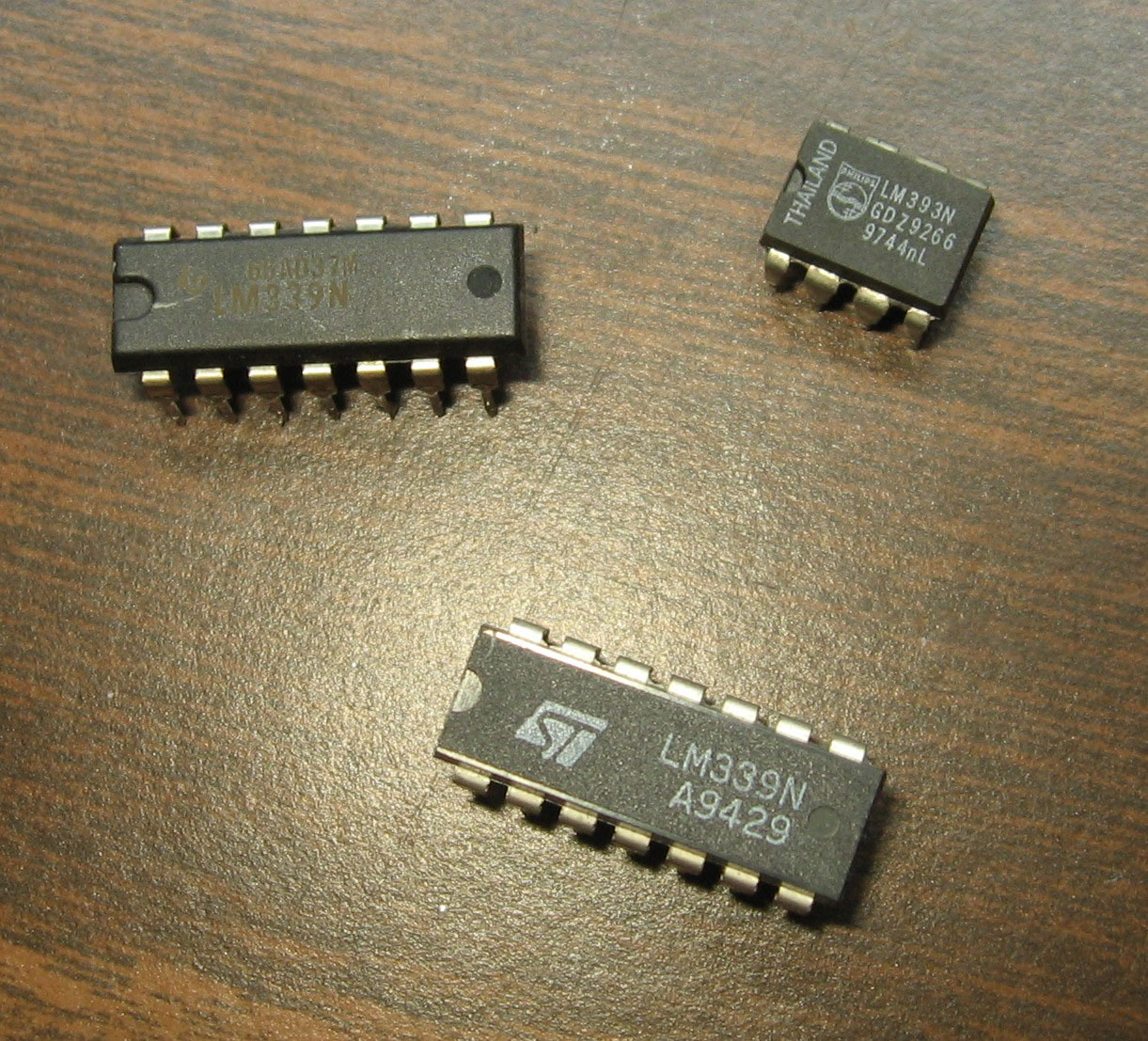 Comparator Chips