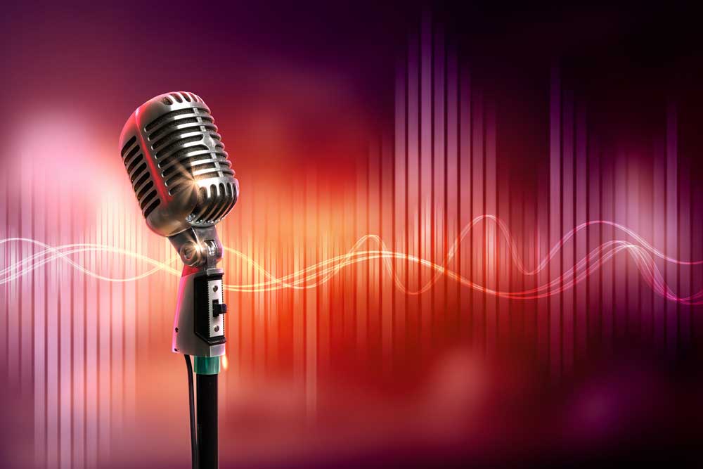 Audio microphone retro style