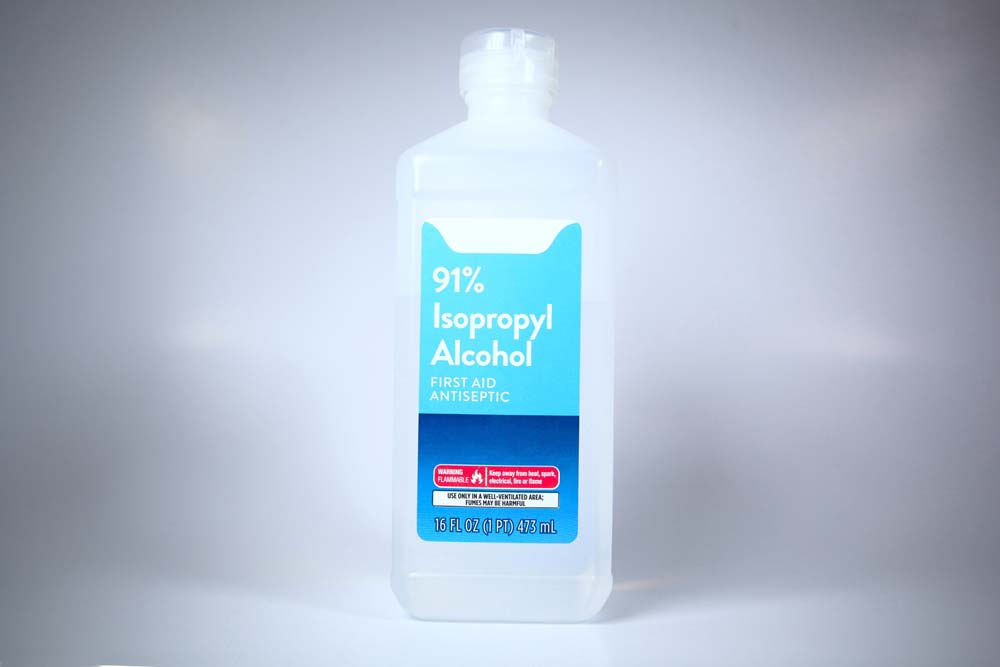 A bottle of 91% isopropyl alcohol