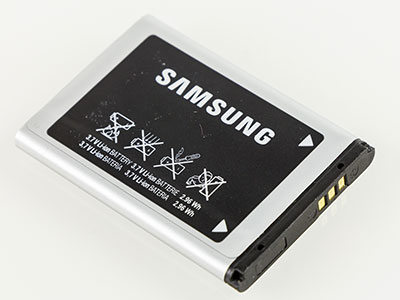 a picture of a Samsung 3.7 v li-ion battery