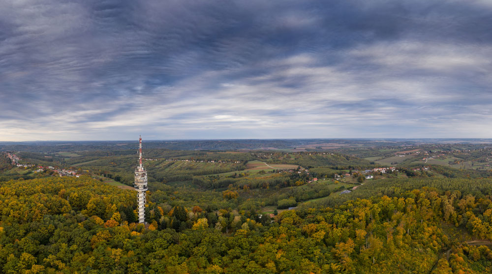 an image of a TV transmitter in remote areas