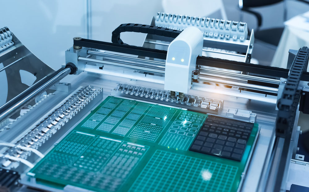 在 CNC 机器上进行 PCB 加工