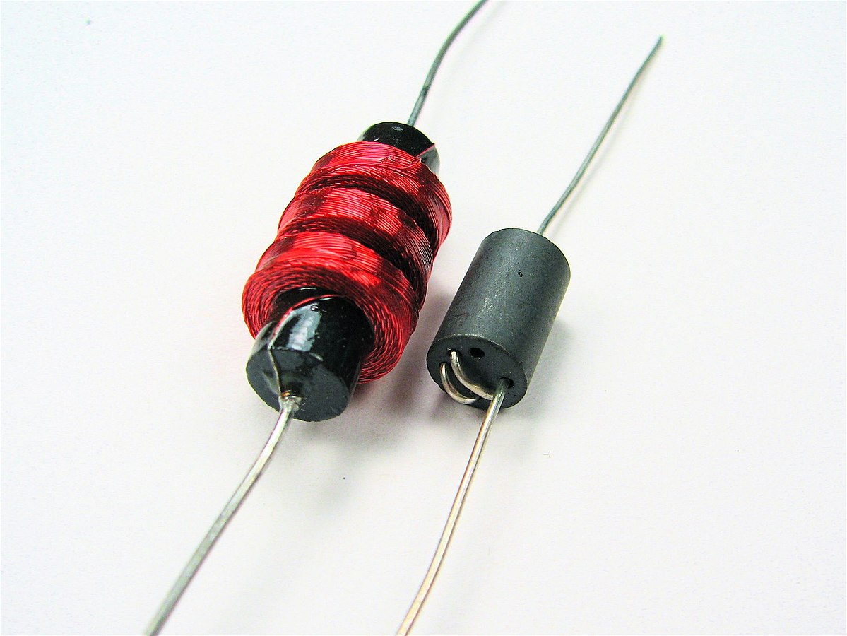 Flyback converters generally feature inductors to isolate the input. 