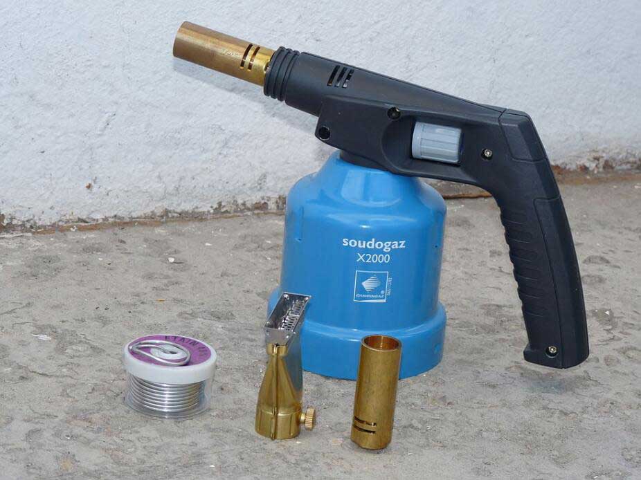 A modern gas blowtorch