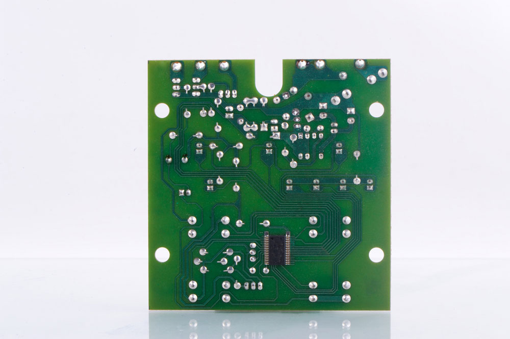Electronic circuit board PCB with excellent electrical properties