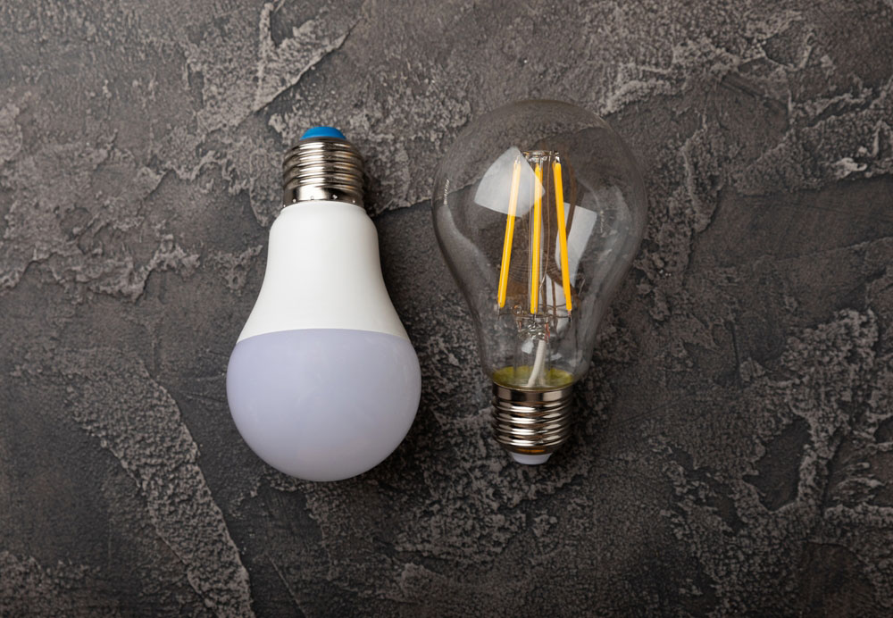 LED lamp vs. incandescent lamp