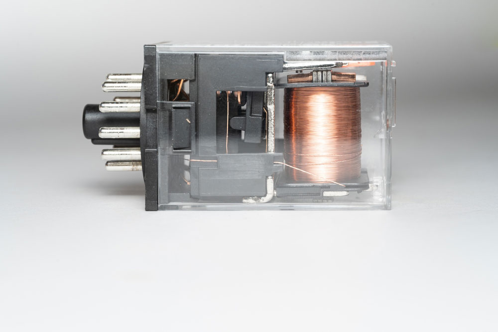 A close-up photo of an electric relay.