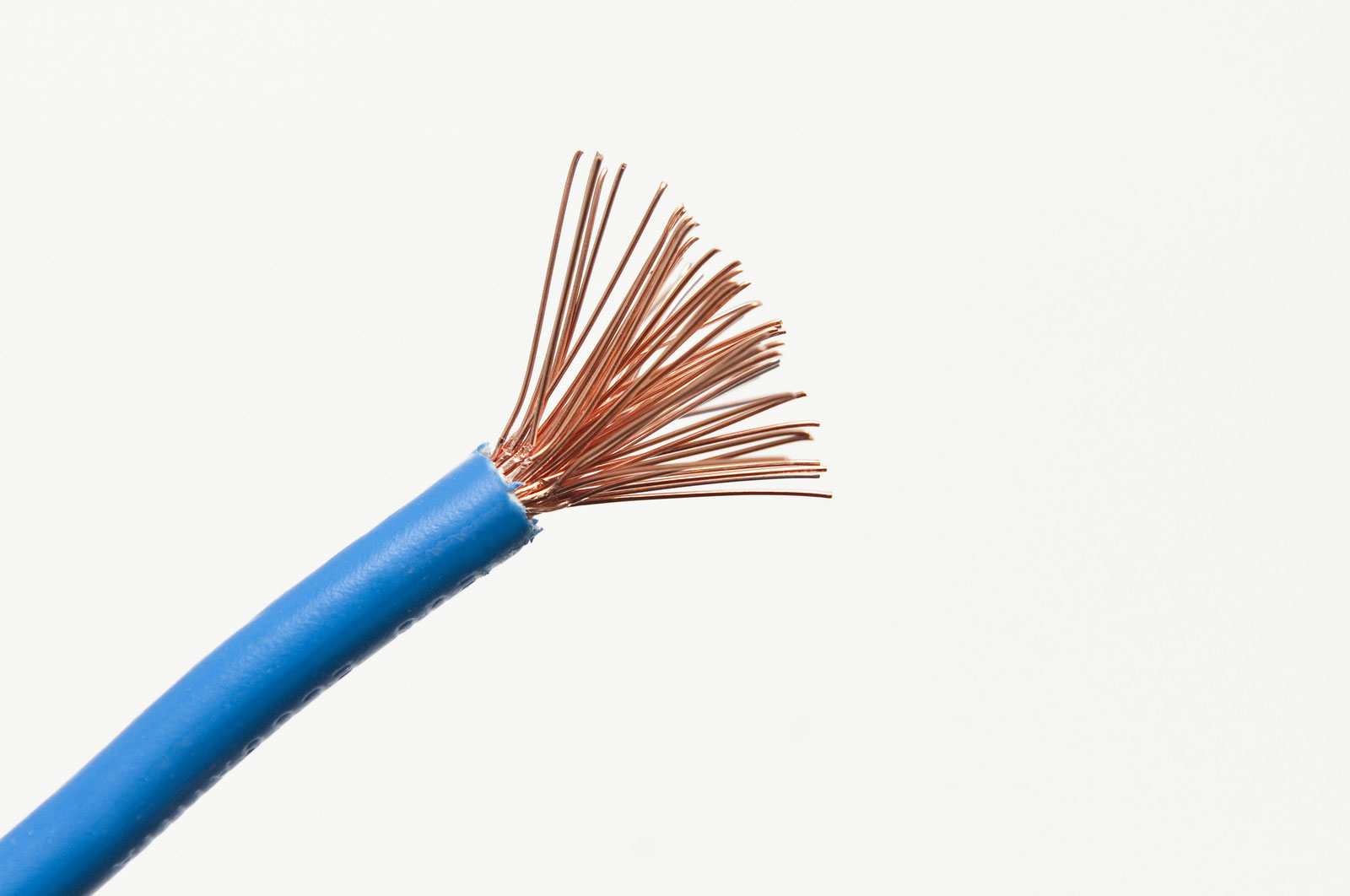 A stranded electrical power cable