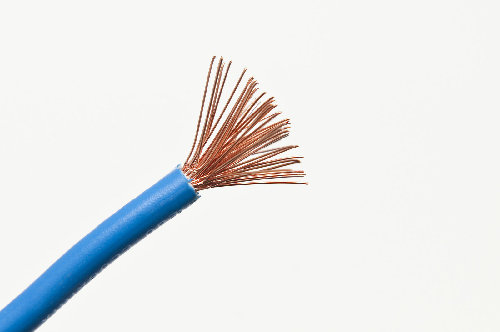 Stranded Wire vs. Solid Wire in Electrical Applications - Consolidated  Electronic Wire & Cable