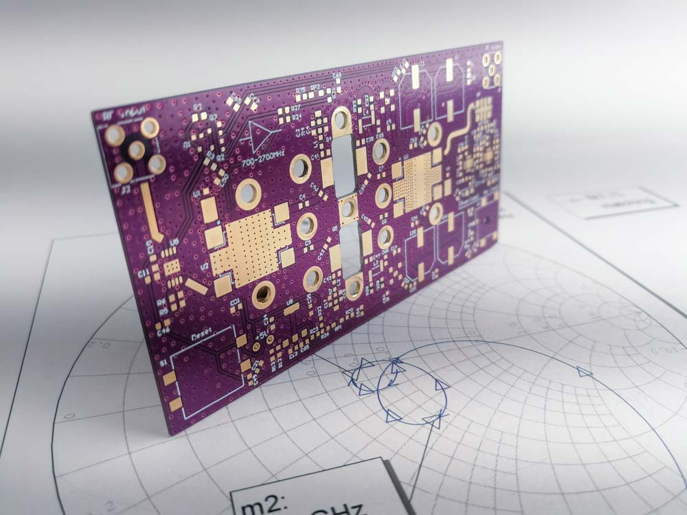 A high-power radio-frequency PCB on a Smith chart for impedance matching and tuning